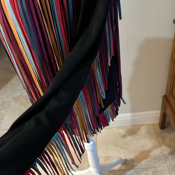 Gorgeous NEW fringed boutique jacket - Picture 4 of 5